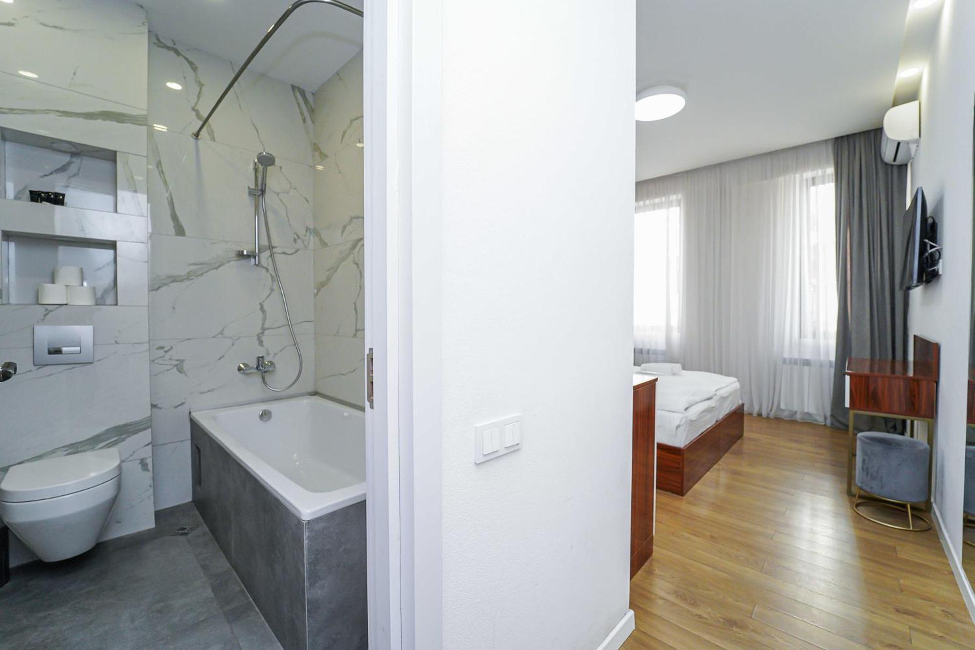 Hotel Type Rooms On Avenue Melikishvili, City Center Tbilisi Exterior photo